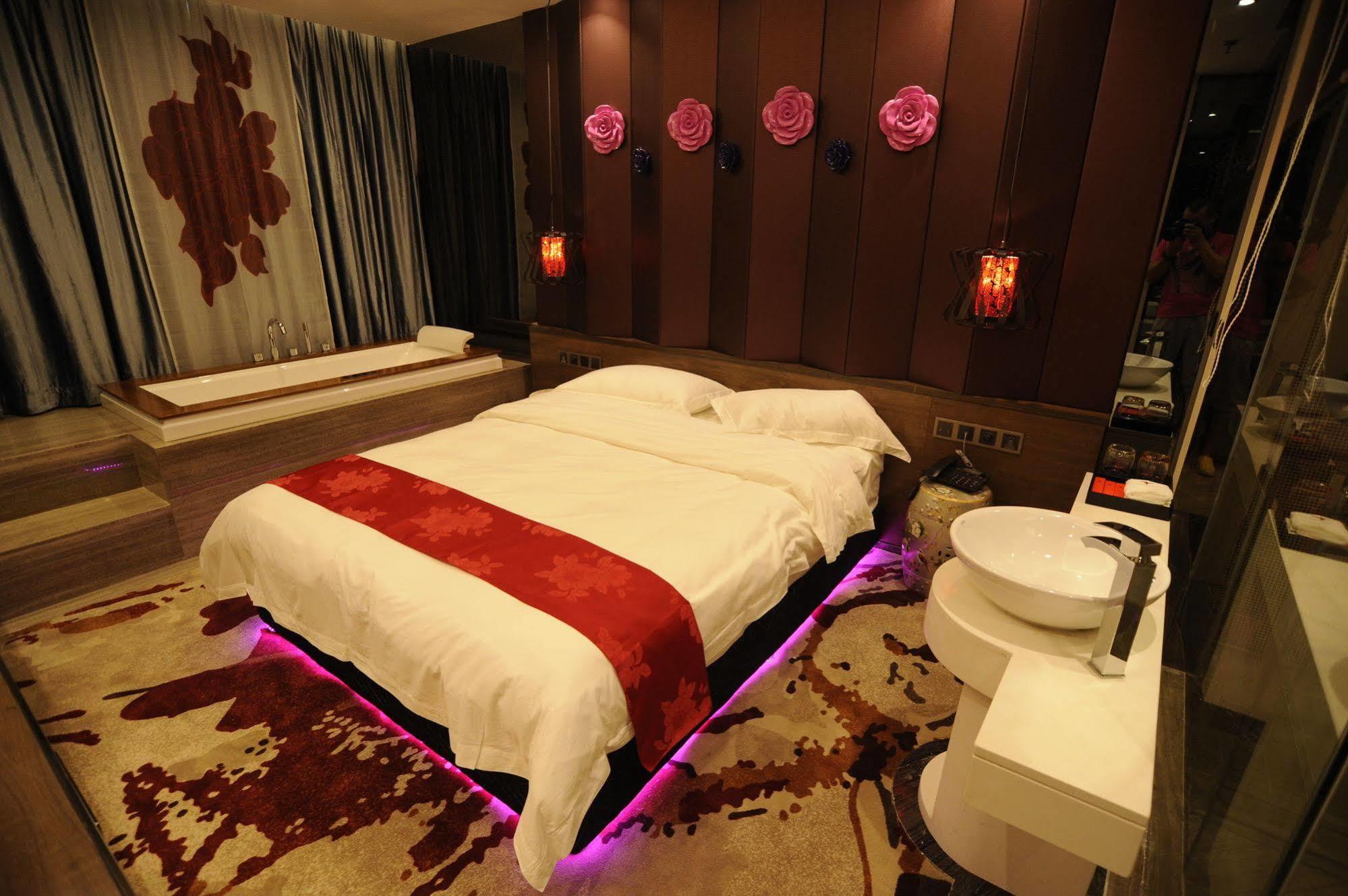 Secret Garden Hotel Guangzhou Eksteriør billede